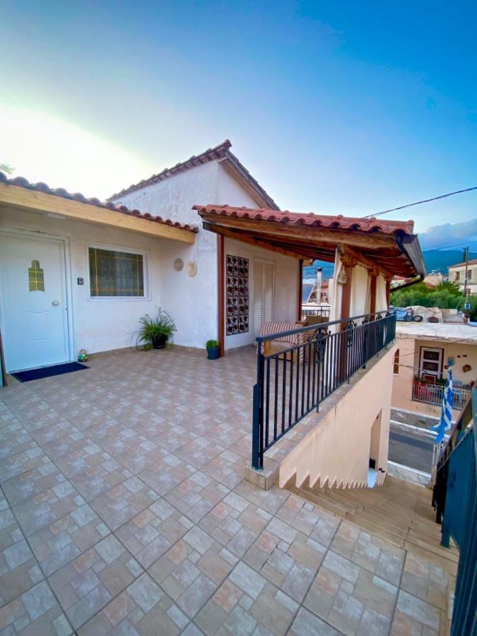 Mia'S Home Каламата Экстерьер фото